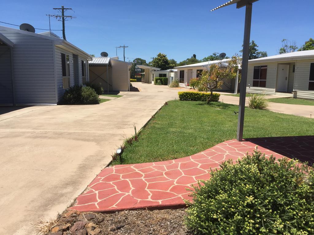 Springsure Overlander Motel エクステリア 写真